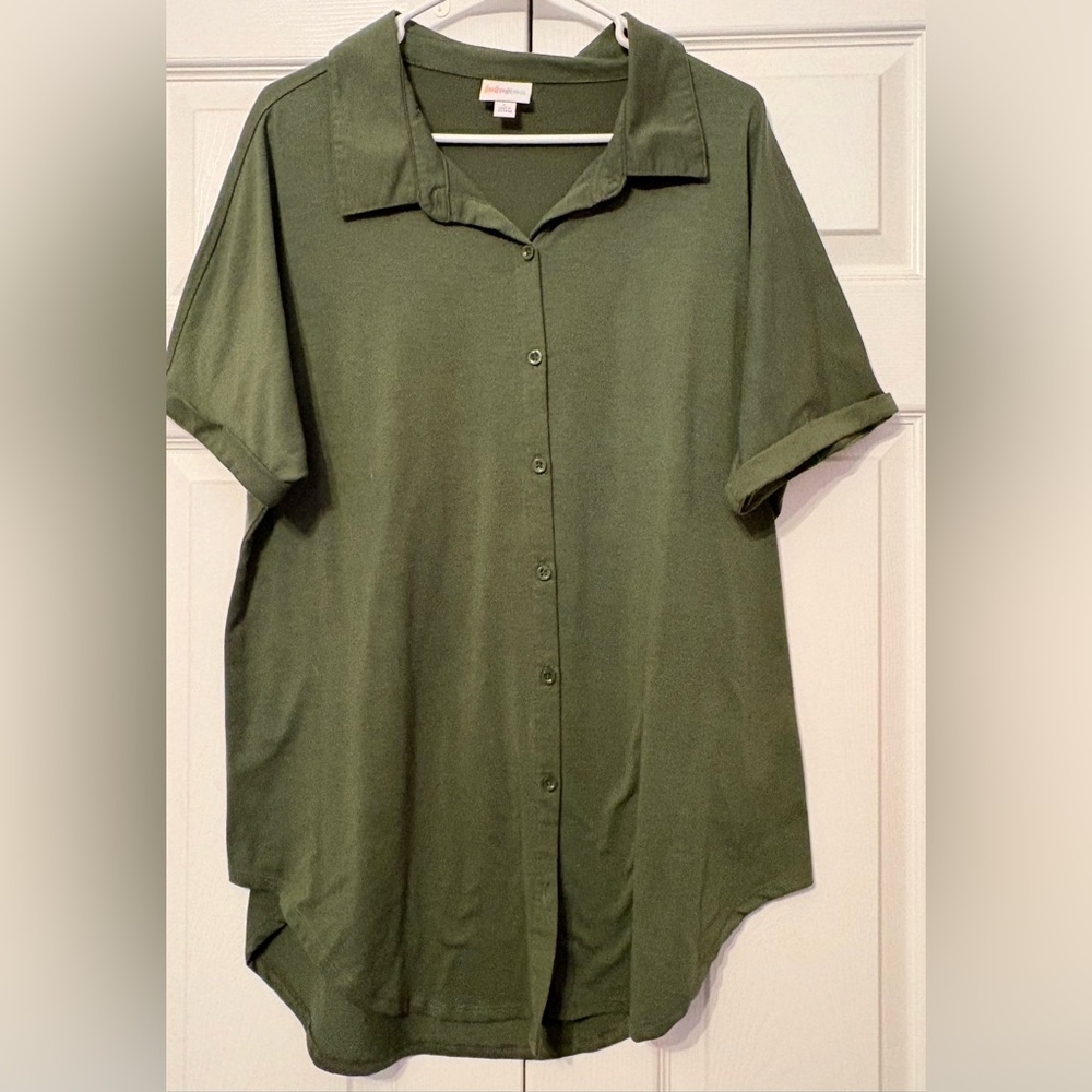 LuLaRoe Top.  Size Large